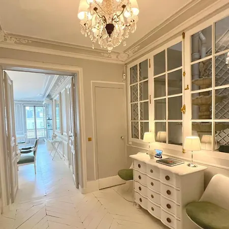 Bright And Well-decorated Parisian-style Nest * Παρίσι